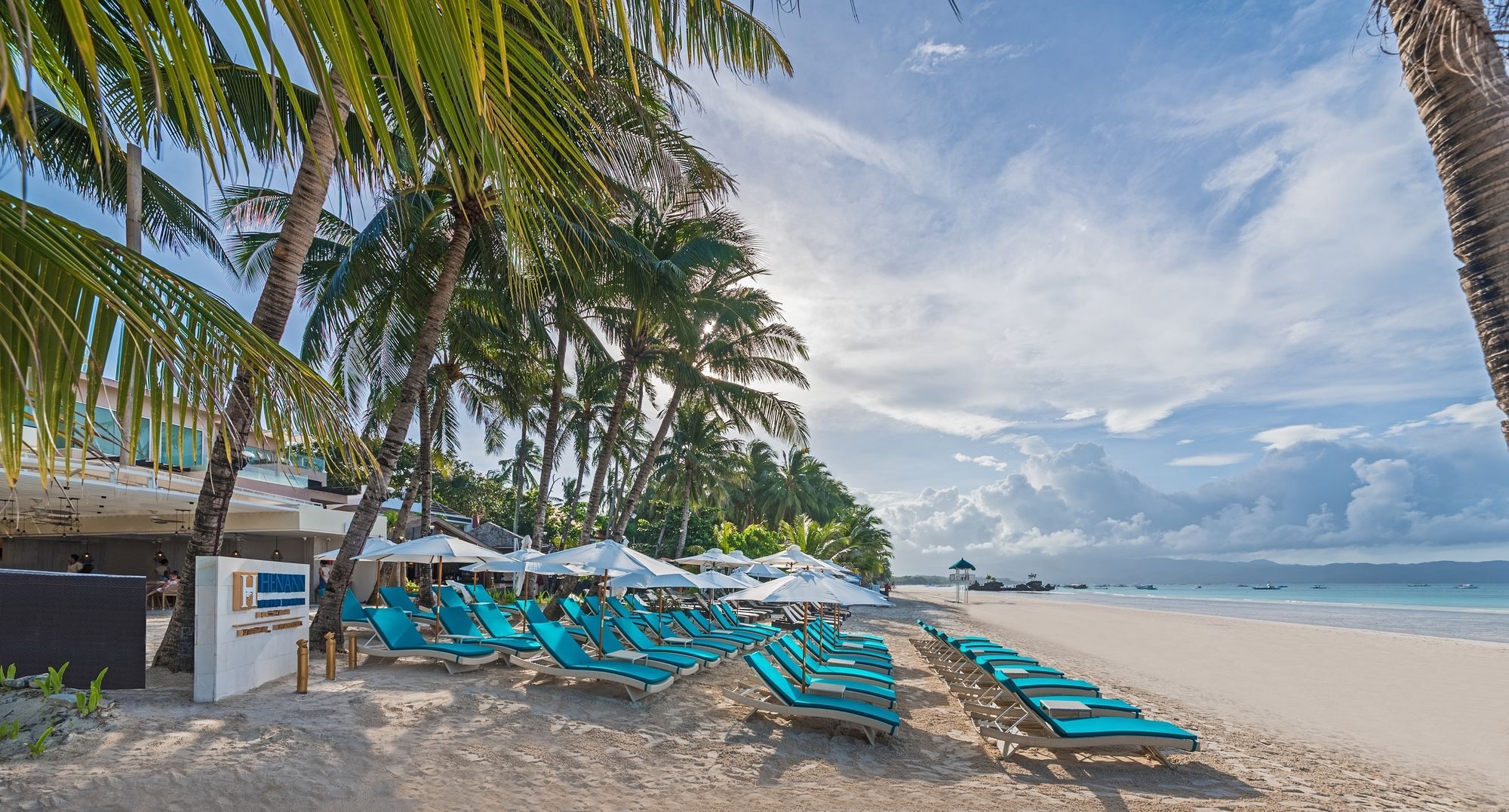 Henann Prime Beach Resort Balabag  Exterior photo Beach at the resort